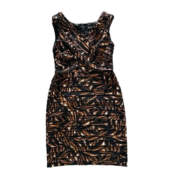 Adrianna Papell Beaded Sequin Pleated Layered Tiered – Size 8 NWT - Picture 2 of 5